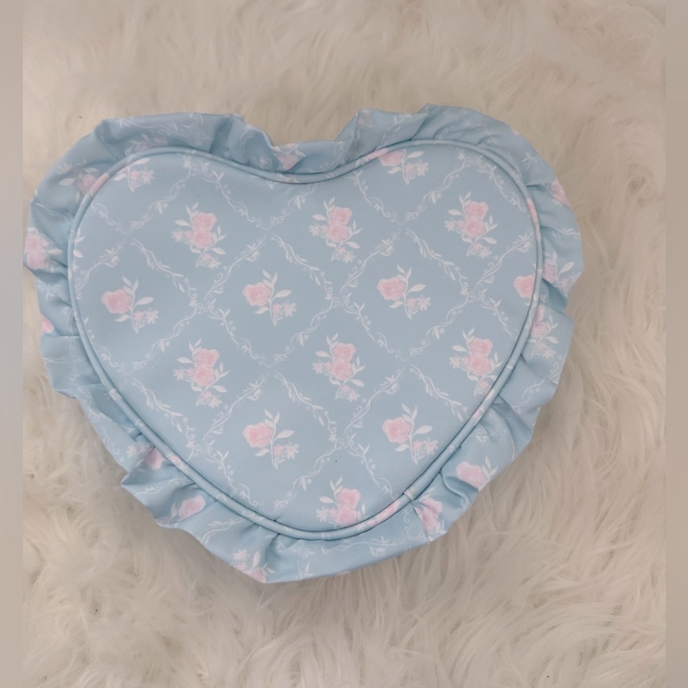 Stoney Clover Lane High Tea Printed Ruffle Heart Pouch in Earl Grey